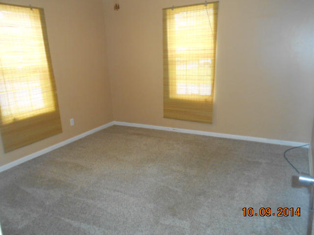 925 7th Ave NW, Miami, OK 74354