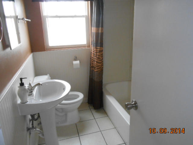 925 7th Ave NW, Miami, OK 74354