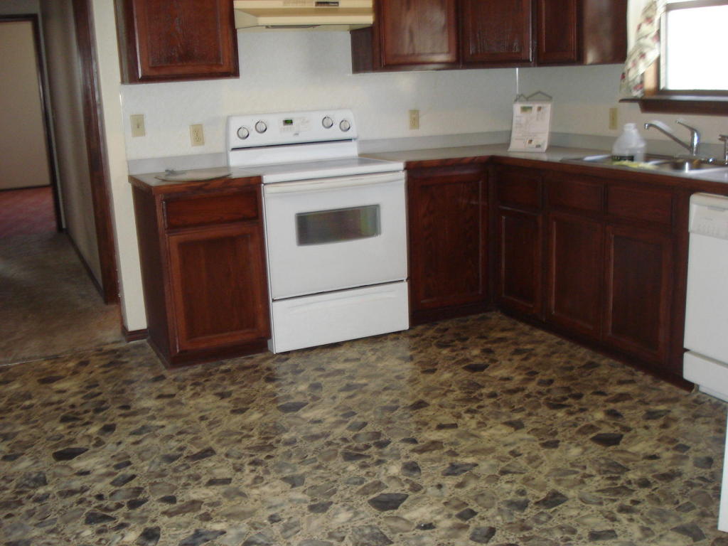 201 SE 8th Ave, Miami, OK 74354