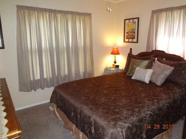 1019 N St NW, Miami, OK 74354