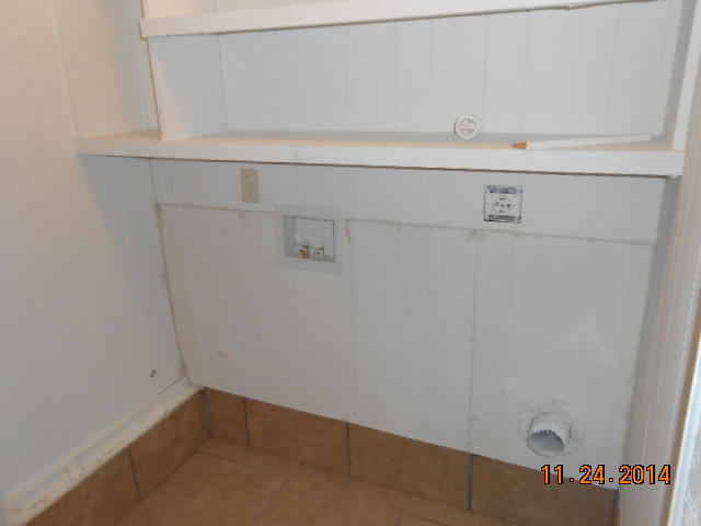 1302 E St NW, Miami, OK 74354
