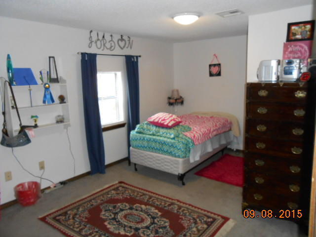 903 5th Ave NW, Miami, OK 74354
