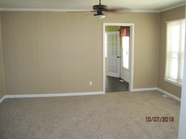 210 A St SE, Miami, OK 74354
