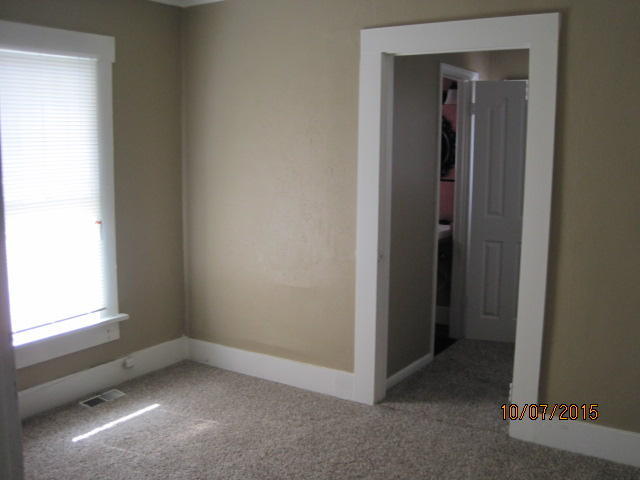 210 A St SE, Miami, OK 74354