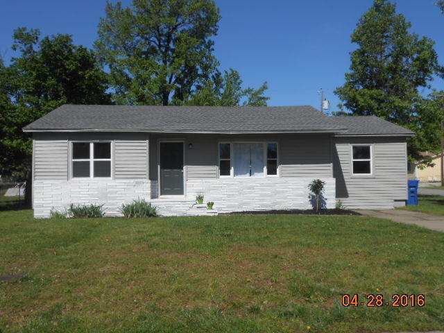 1831 F St NW, Miami, OK 74354