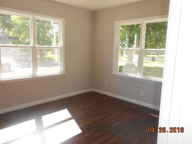 1831 F St NW, Miami, OK 74354