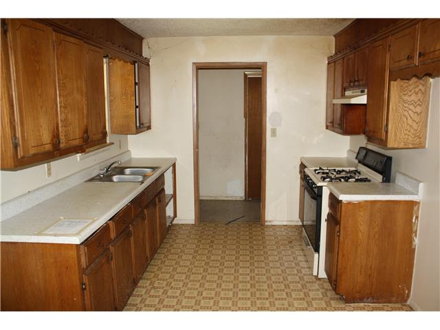 1724 Surrey DrPryor, OK, 74361Mayes County
