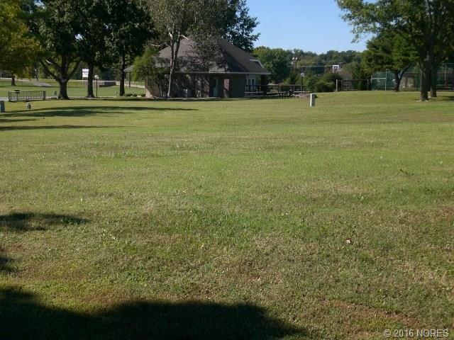 Eagle View Street, Pryor, OK 74361