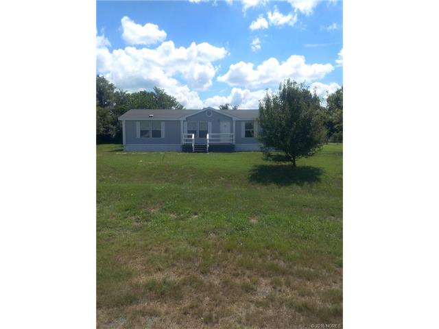 379 Sun Prairie Street, Pryor, OK 74361