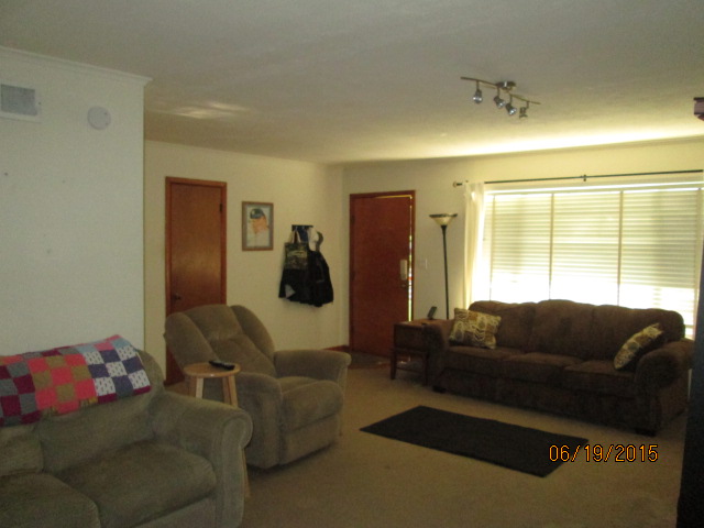 1005 Lewis Street, Pryor, OK 74361