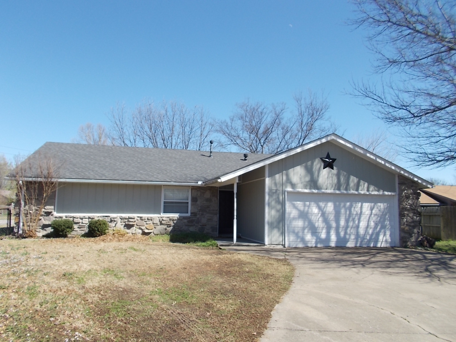 1505 Heather Court, Pryor, OK 74361