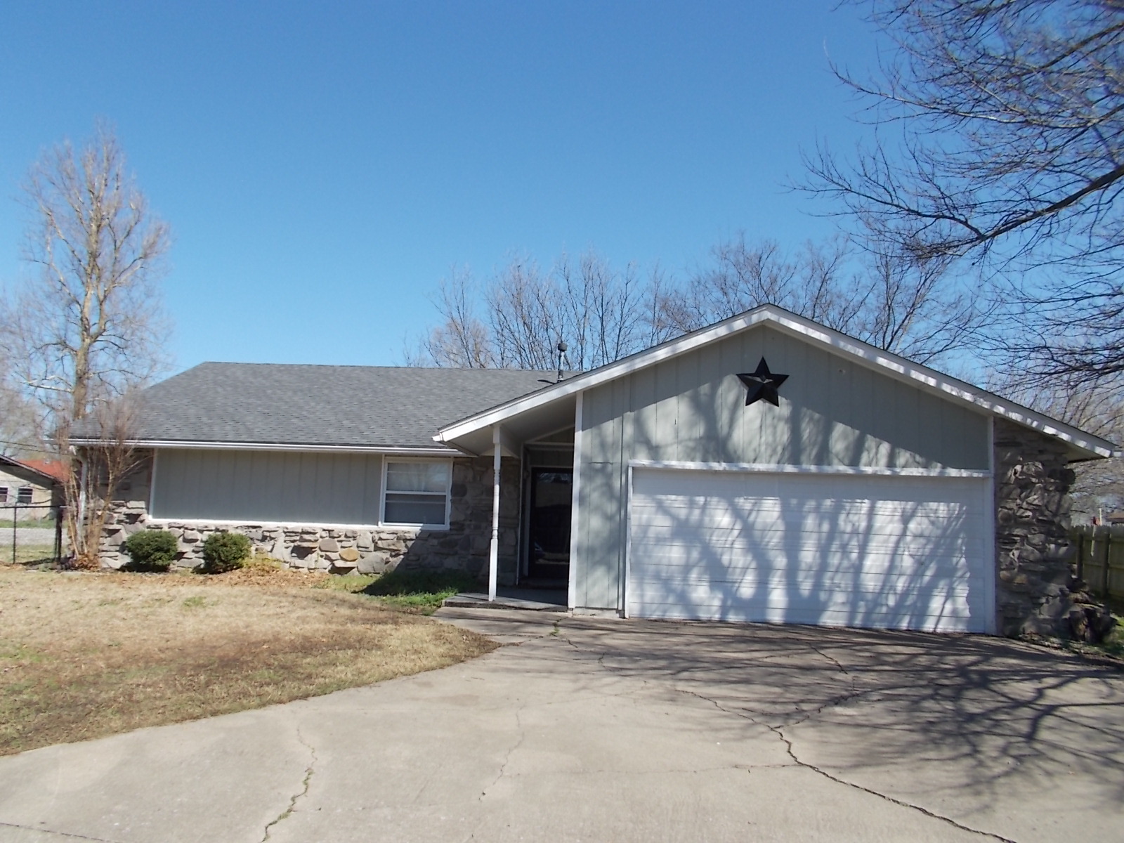 1505 Heather Court, Pryor, OK 74361