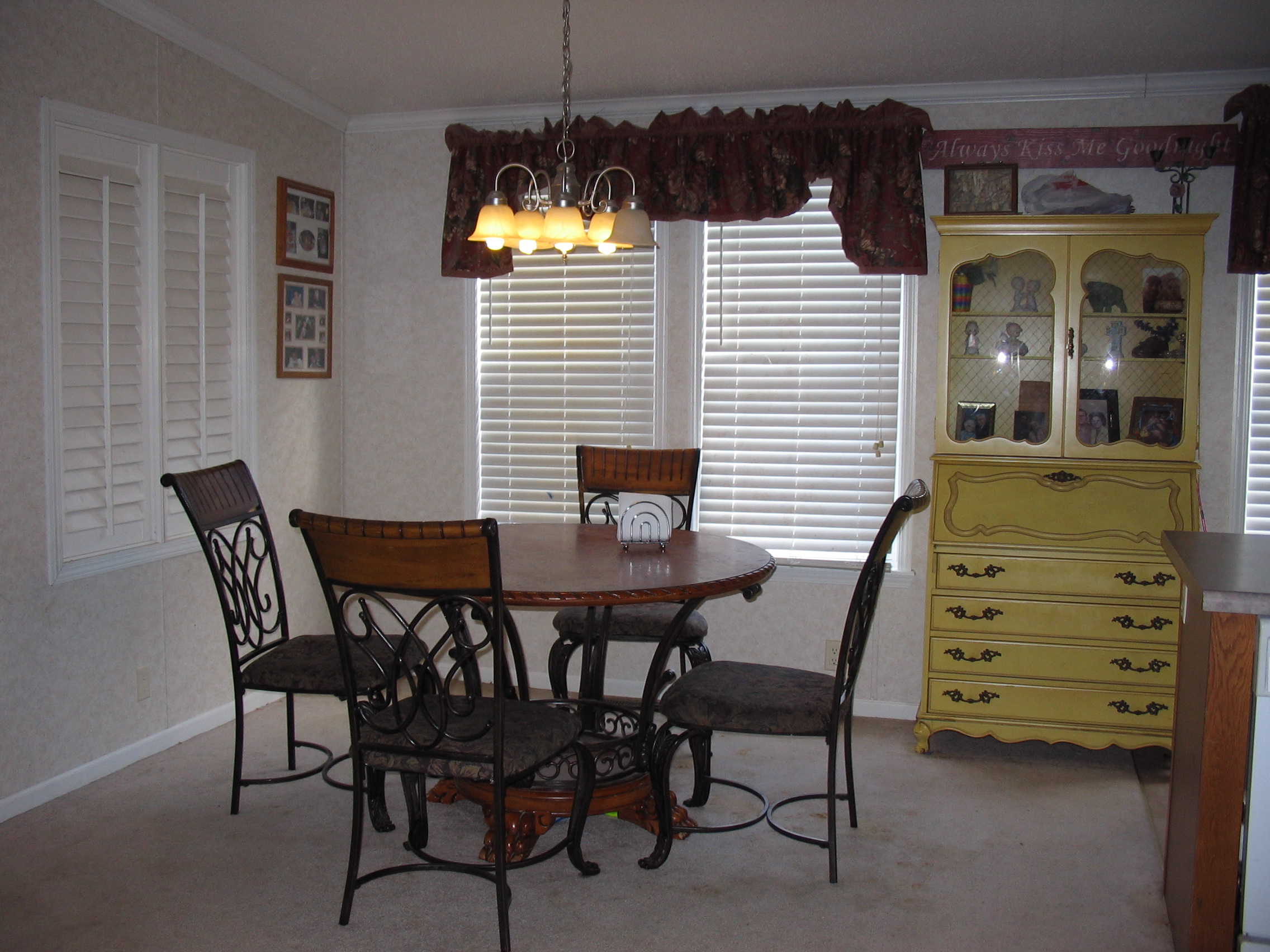 112 Pecan Drive, Spavinaw, OK 74366