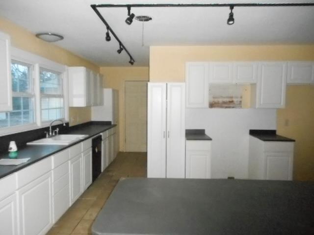 2415 Dakota AveMuskogee, OK, 74403Muskogee County