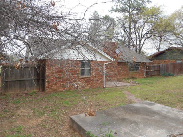 2001 Tanglewood LnMuskogee, OK, 74403Muskogee County
