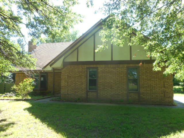 2813 S Cherokee StMuskogee, OK, 74403Muskogee County