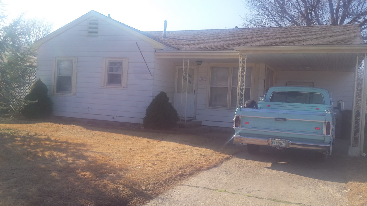 1423 Locust St, Muskogee, OK 74403