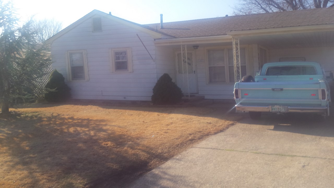 1423 Locust St, Muskogee, OK 74403