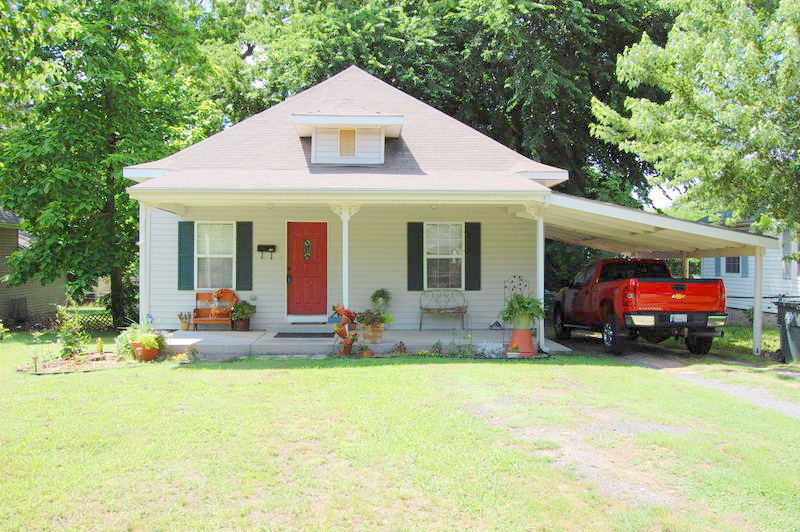 325 N. N Street, Muskogee, OK 74403