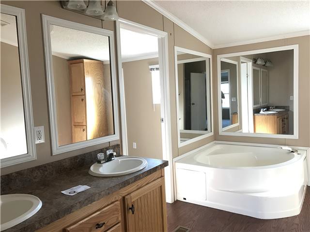 10140 Lake Ridge DrBeggs, OK, 74421Okmulgee County