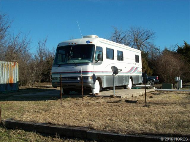 Lodgeview Road, Canadian, OK 74425