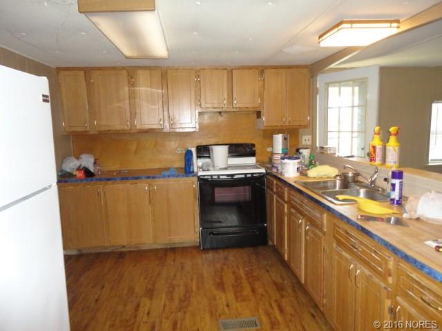 415299 E 1073 Road, Checotah, OK 74426