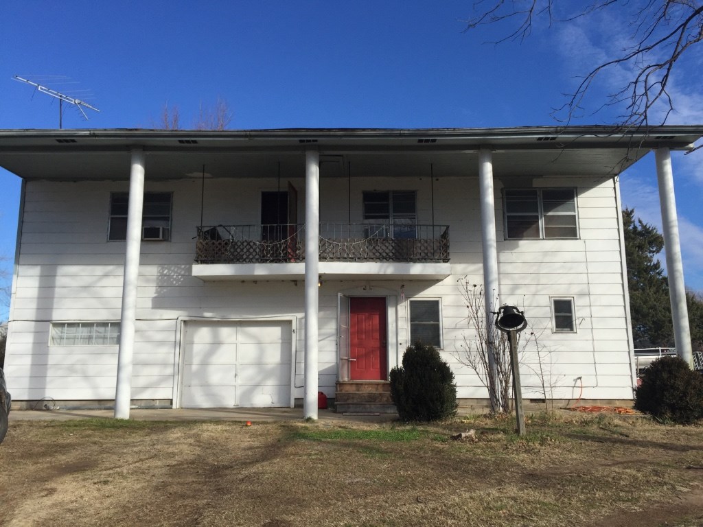 4 Box 990, Checotah, OK 74426