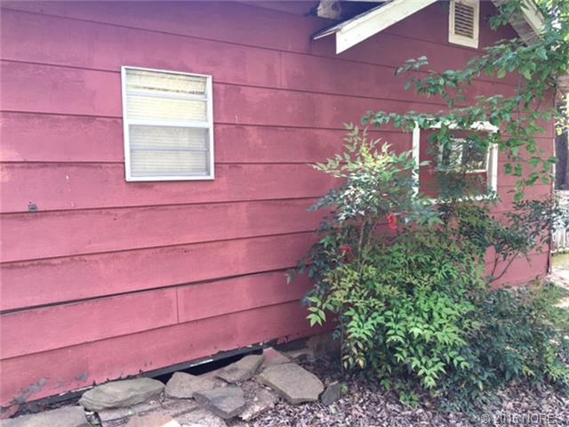 33921 S Plymouth Rock Road, Cookson, OK 74427