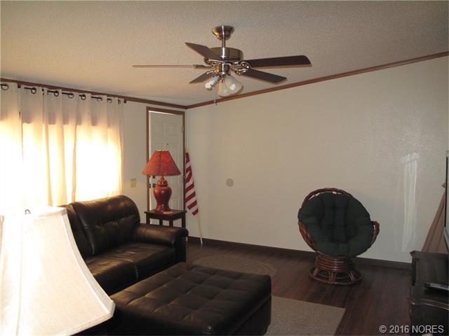 34442 S Horseshoe Drive, Cookson, OK 74427