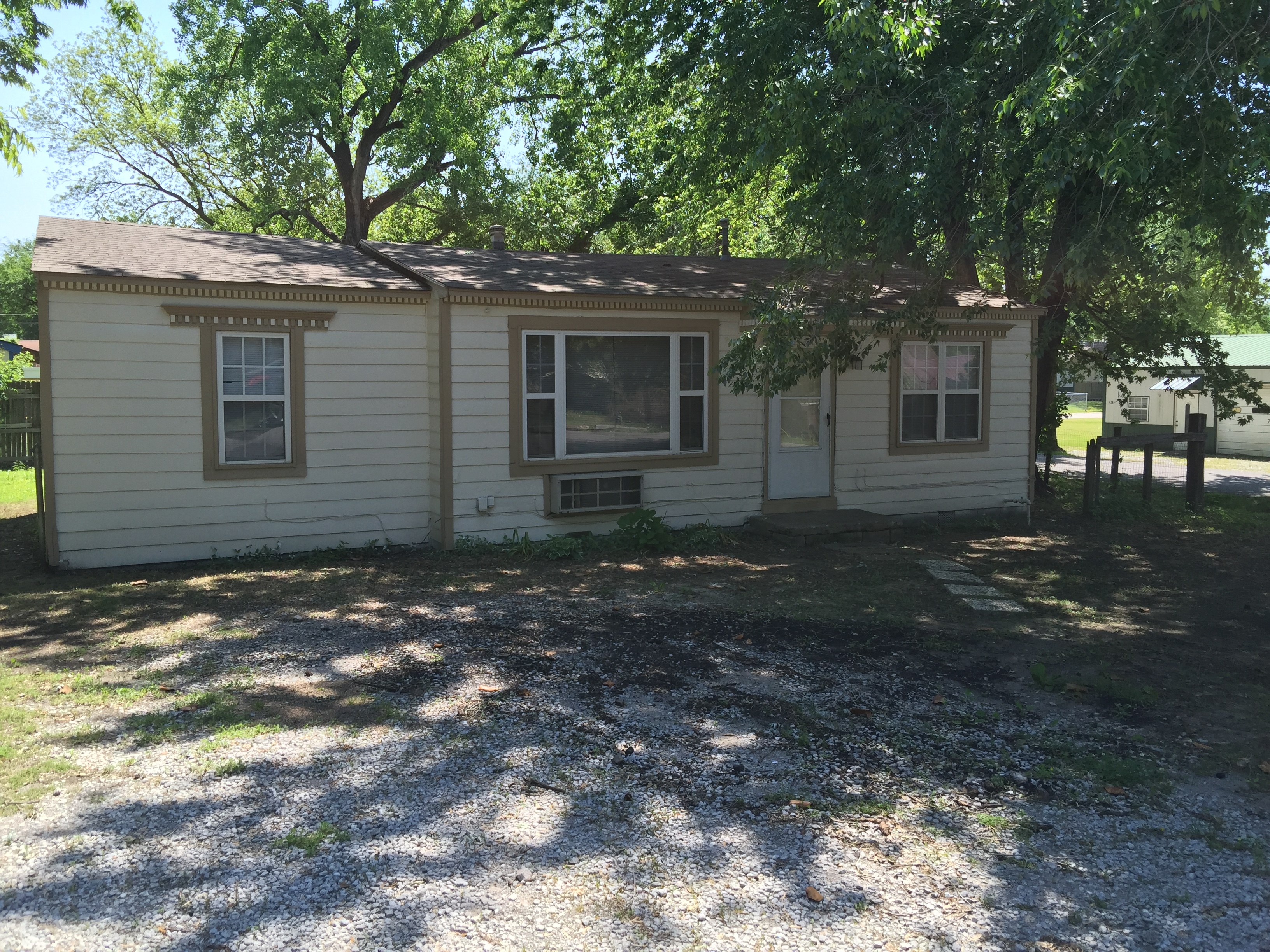 513 S Fairland Avenue, Coweta, OK 74429