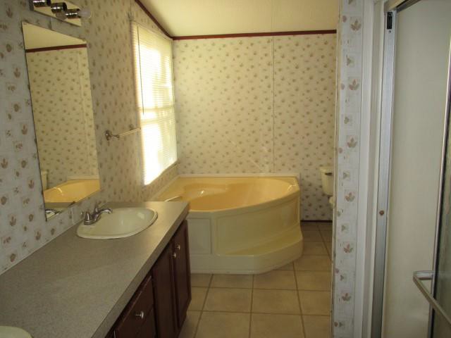 105 E 2nd StEufaula, OK, 74432Pittsburg County