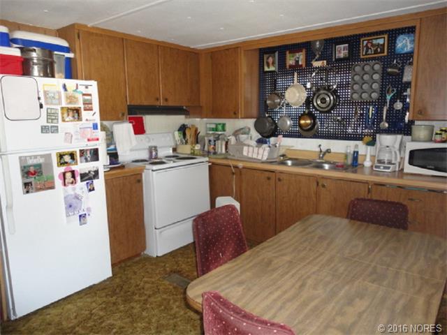 47 Circle Drive, Eufaula, OK 74432