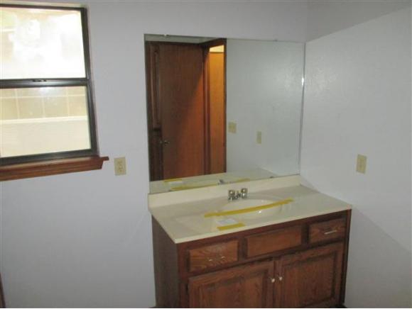 114367Forest Cir, Eufaula, OK 74432