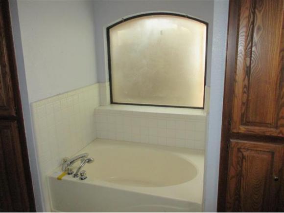 114367Forest Cir, Eufaula, OK 74432