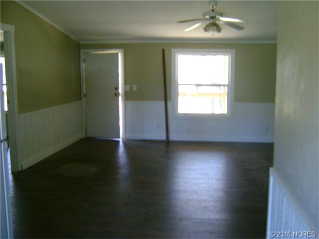 23 Garden Road, Eufaula, OK 74432