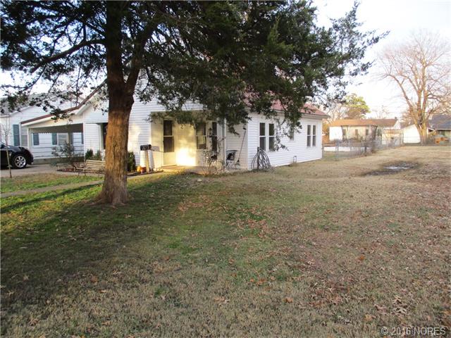 215 S 3rd, Eufaula, OK 74432