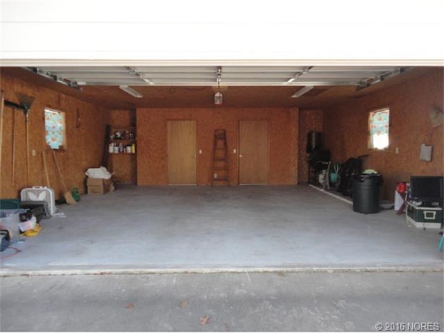 421130 S 1166 Road, Eufaula, OK 74432