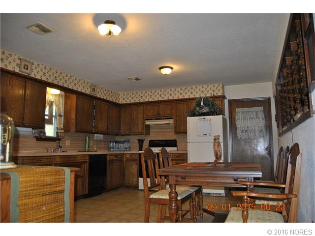 116887 S 4212 Rd, Eufaula, OK 74432