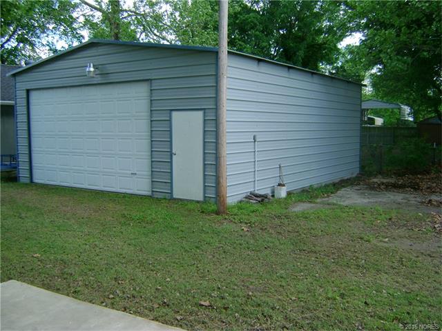 181 Lakeshore Drive, Eufaula, OK 74432
