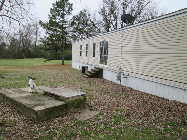 913 Cemetery Road, Fort Gibson, OK 74434