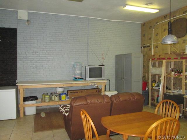 118 E Railroad Street, Fort Gibson, OK 74434
