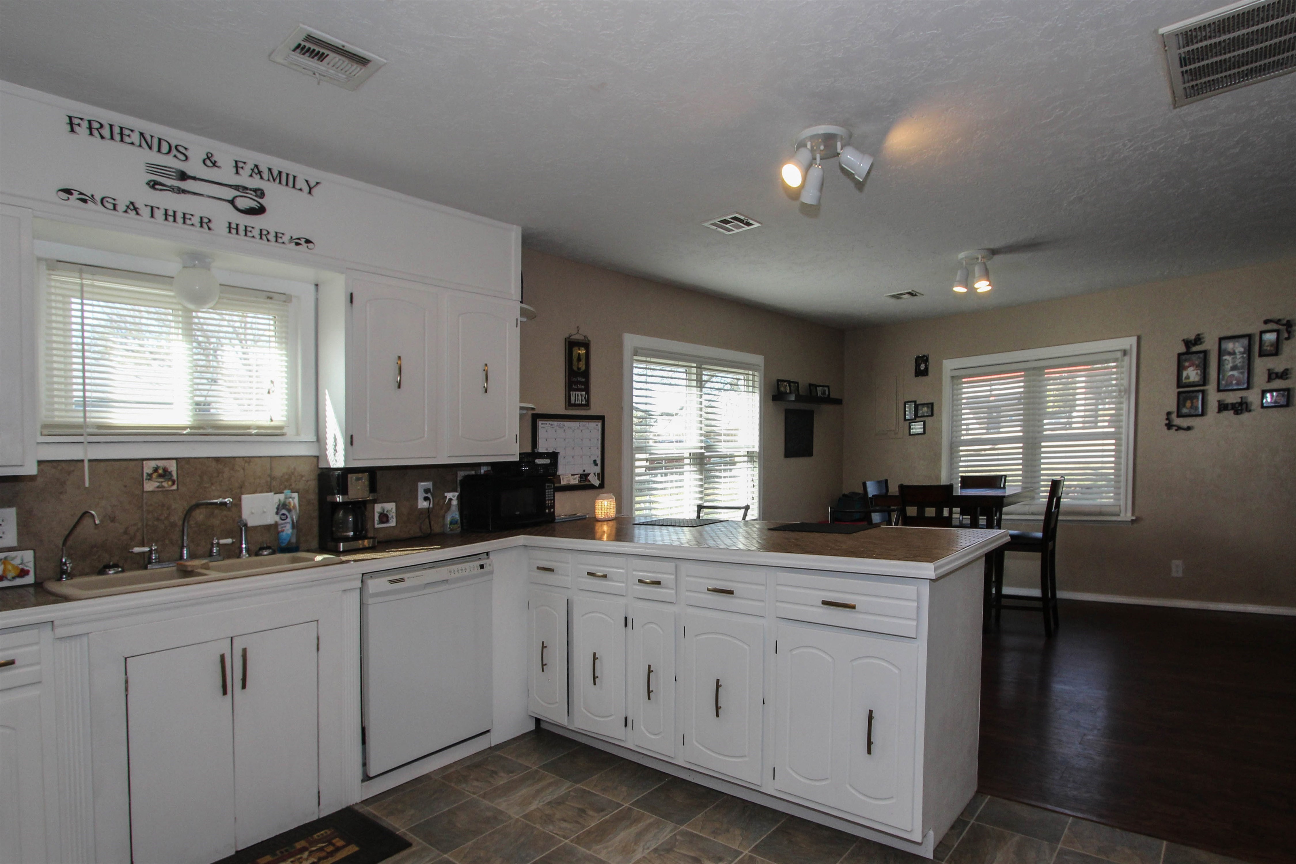 717 E Poplar Street, Fort Gibson, OK 74434