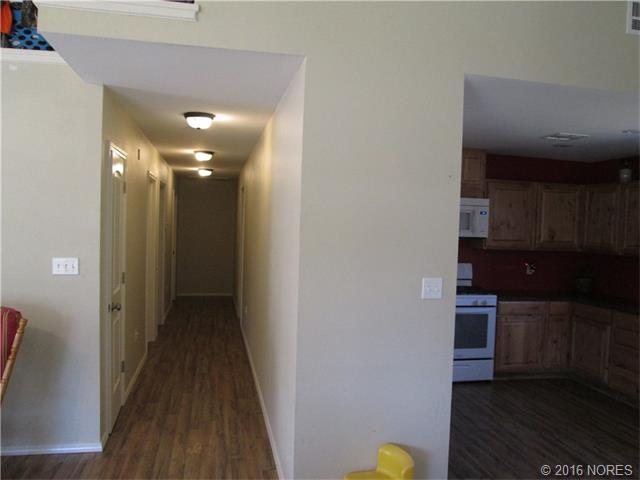 408 W Maple Street, Fort Gibson, OK 74434