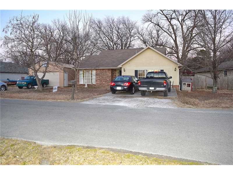 108 Southwind Dr, Gore, OK 74435