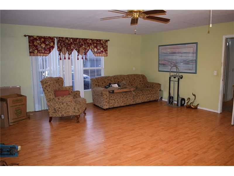 108 Southwind Dr, Gore, OK 74435