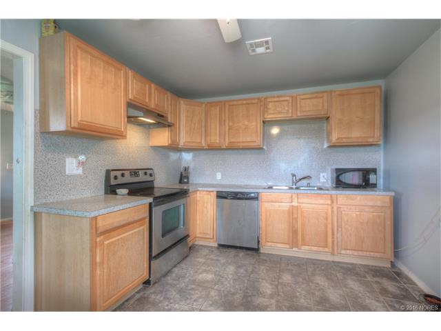 2955 N 340 Road, Haskell, OK 74436