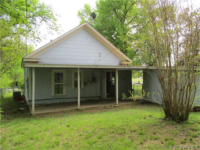 610 W Merrick Street, Henryetta, OK 74437