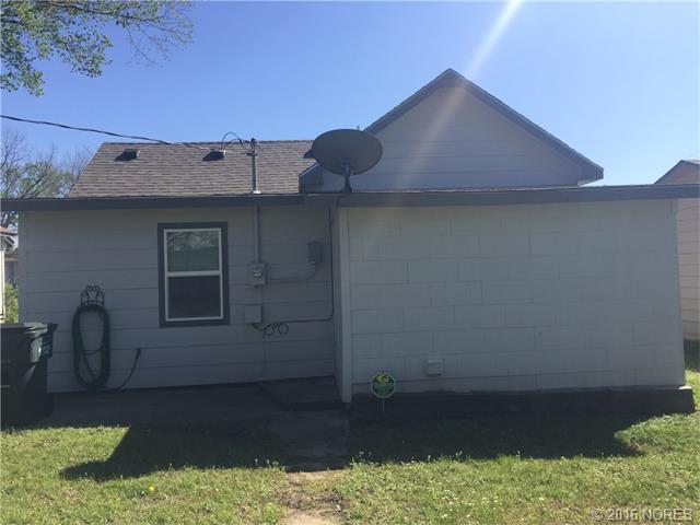 808 W Meacham Street, Henryetta, OK 74437