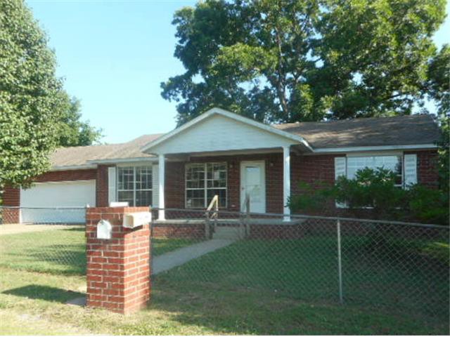722 E 6th StHulbert, OK, 74441Cherokee County