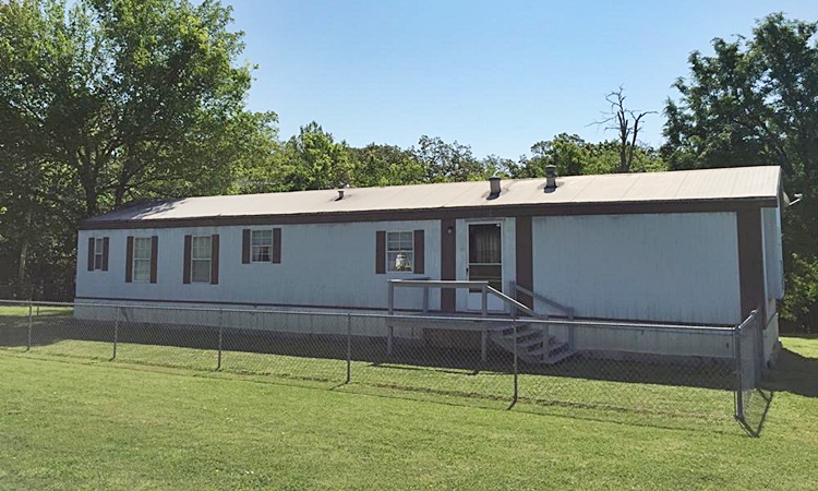 9711 W. KILLABREW RD., Hulbert, OK 74441